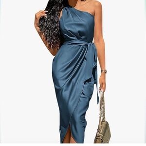 Elegant One-Shoulder Blue Dress